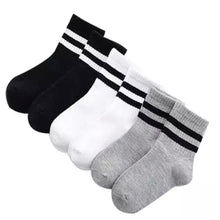Load image into Gallery viewer, striped socks